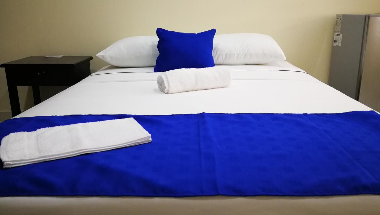 Hotel Zafiro Leticia Bagian luar foto